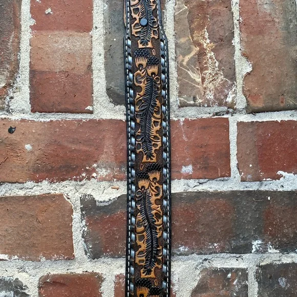 Tooled leather belt with acorns & leaves design and “MIKE” on back - Picture 4 of 12